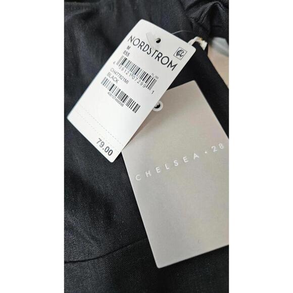 Chelsea 28 Women's Black Puff-Sleeve Romper Size Medium NWT - Picture 5 of 8